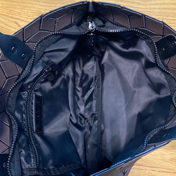 Geometric Tote Bag - Picture 3 of 5